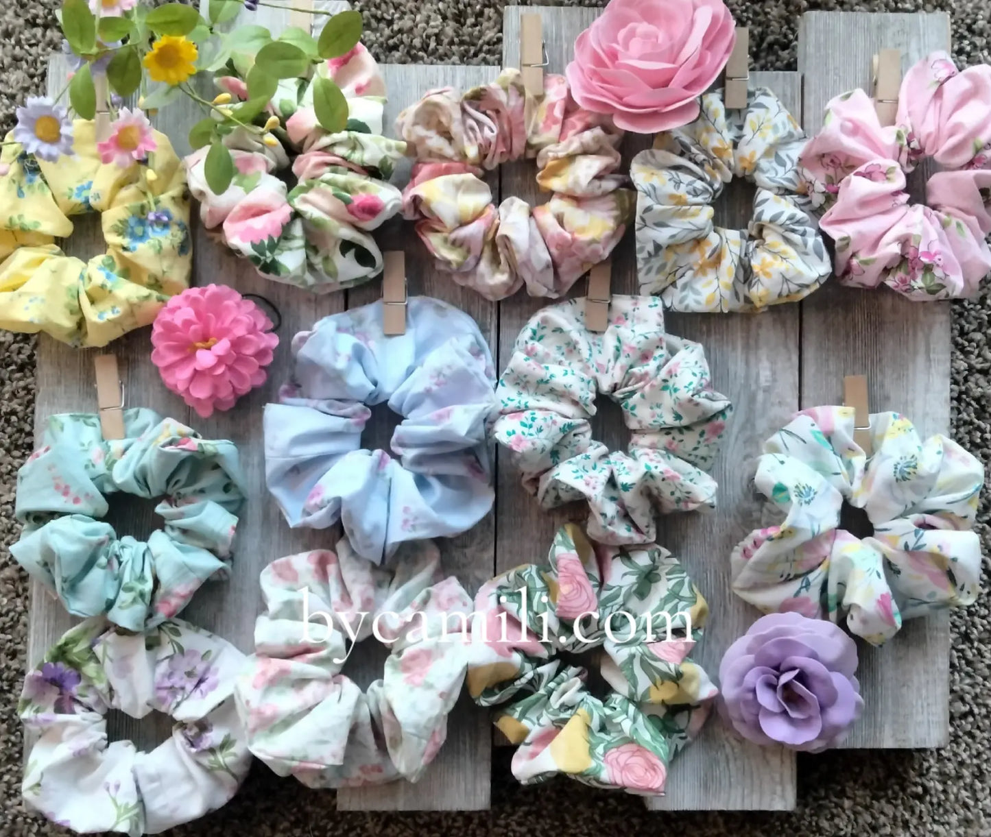 3 Scrunchies