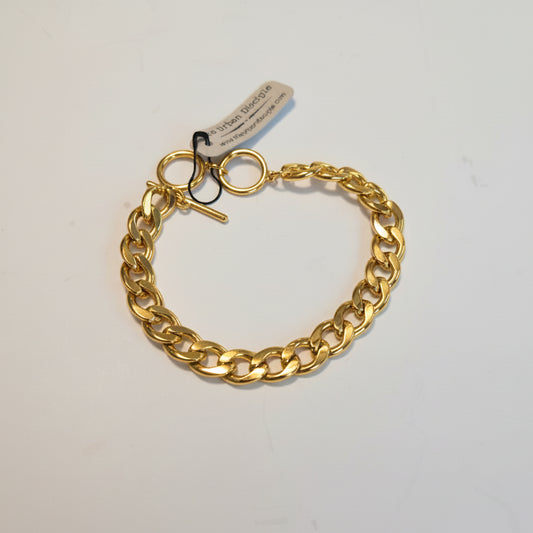 CurbChainBracelet