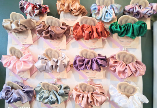 Scrunchies satin