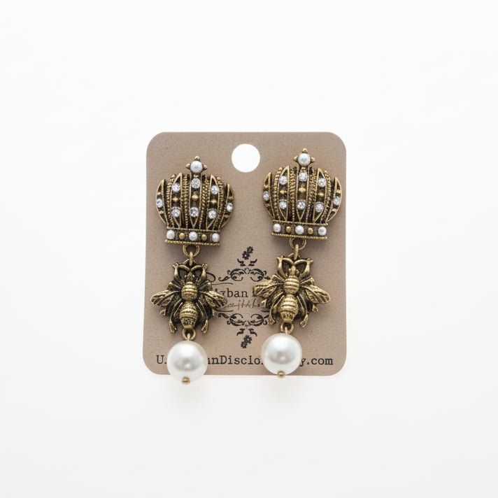 Queen Bee Pearl Earrings