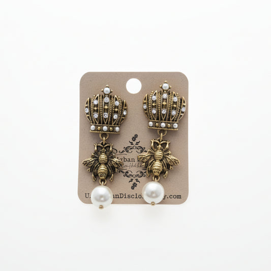 Queen Bee Pearl Earrings