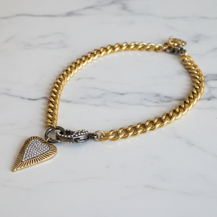 18" Gold Curb Chain w/Pave' Heart & Clasp
