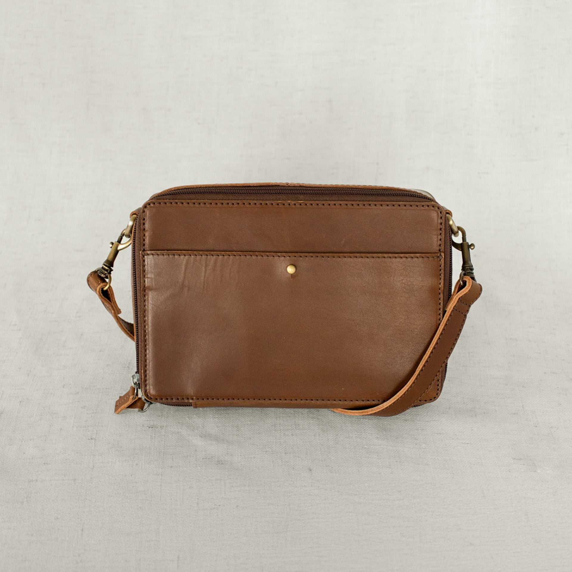 Nomad Crossbody - Classic Chestnut